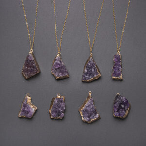 oly-3551024bbf522fd7e7d4281a9af1f8c7 Wholesale Natural Crystal Pendant Crystal Cluster Color Prototype Amethyst Cave Gold-plated Edge Necklace Accessories