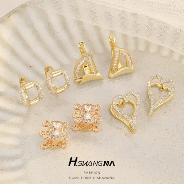 Wholesale Heart Shape Earrings For Women With Copper Ear Pins, 14K Real Gold Plated And Zircon Inlay