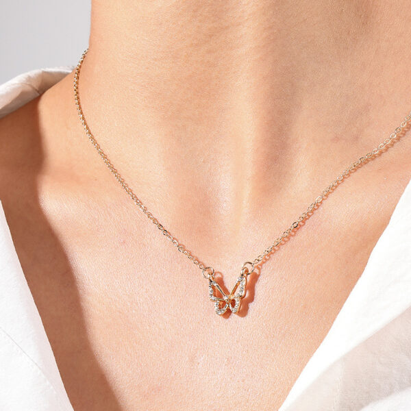 oly-35eaad1611f2ab1dd5c649d389c93cbf Wholesale sweet light luxury design jewelry metal diamond bow women's necklace clavicle chain