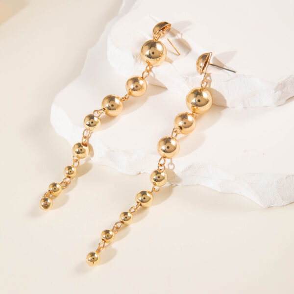 Wholesale jewelry fashion retro CCB personality metal round beads geometric tassel long earrings eardrop women