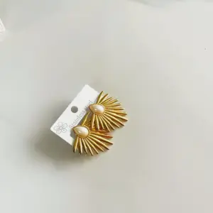 XYE-04 / 18k