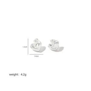 Silver / Love heart stud earrings