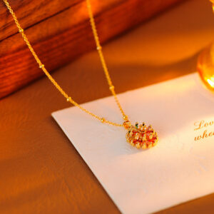 Necklace (e323)