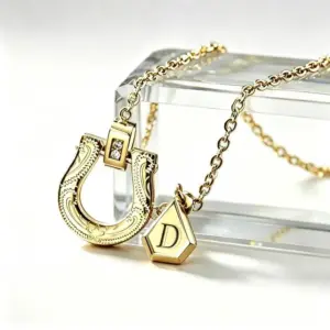 Gold / D Necklace