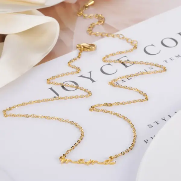 Wholesale PVD Coated Real Gold Plated Letter 304 Stainless Steel MAMA Simple Style Waterproof Non Tarnish 304 Stainless Steel Lobster Trigger Clasp Closure Necklace