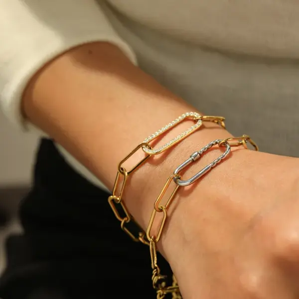 oly-382f51745d6e605035d751014f7a9592 Wholesale 18K Gold Plated 304 Stainless Steel Vacuum Electroplated Geometric Mixed Color Metal Contrast Cable Chain Cross Chain O Chain Jewelry Set For Women Independence Day