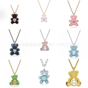 Wholesale Electroplated alloy necklace with crystal bear clavicle chain