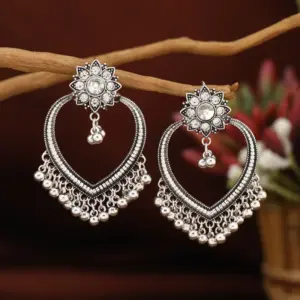 Heart Ancient Silver / White