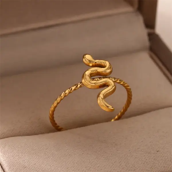 Wholesale PVD Coated Real Gold Plated Snake 304 Stainless Steel Hip-Hop Exaggerated Waterproof Non Tarnish Open Rings