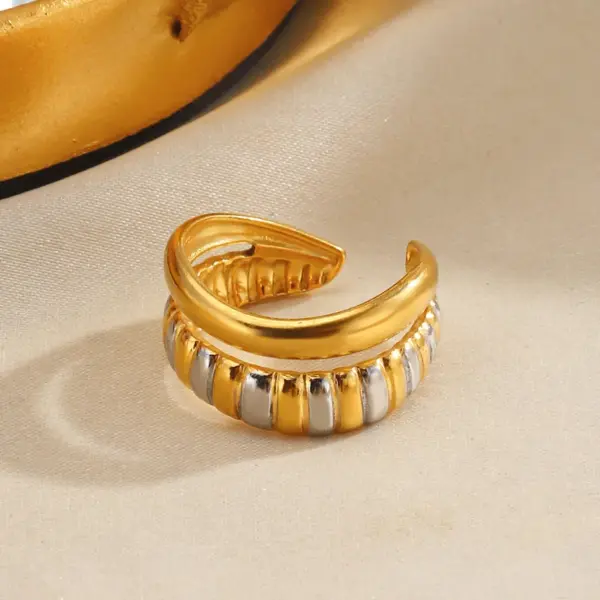 Wholesale Ion Plating (IP) 18K Gold Plated Pentagram Star Heart Shape 304 Stainless Steel IG Style Glam Vintage Style Waterproof Non Tarnish Open Rings