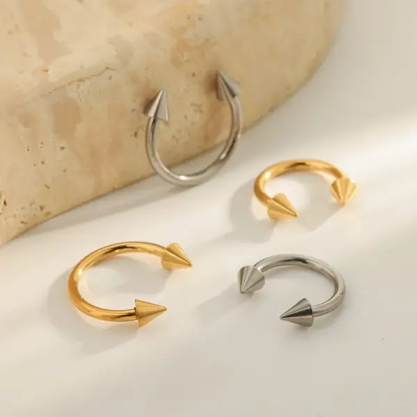 Wholesale Titanium Alloy Gold Plated Vacuum Electroplating (In Furnace) Gold Steel Color Geometric Handmade Unisex Piercing Lip Stud