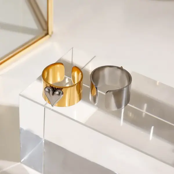 Wholesale 304 Stainless Steel Sun Moon Heart Shape PVD Coated 18K Real Gold Plated Simple Style Classic Style Waterproof Non Tarnish Plating Inlay Gold Rings