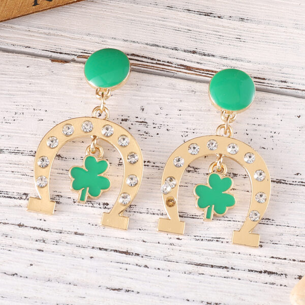 oly-3a3fb31475e4eae37fd54f414b682060 Wholesale St. parcret Festival Irish green clover tassel pendant drop oil earrings