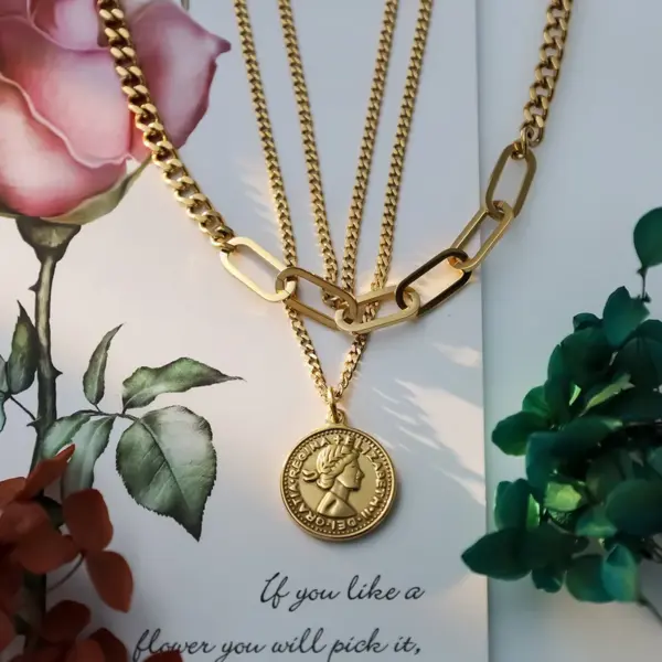 Wholesale French Vintage Double-Sided Portrait Pendant Three-Layer Titanium Steel Necklace Women's Ins Style Geometric Patterned Jewelry