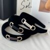 Wholesale fashion high-grade velvet headband niche design metal letter horseshoe buckle headband hairpin for women