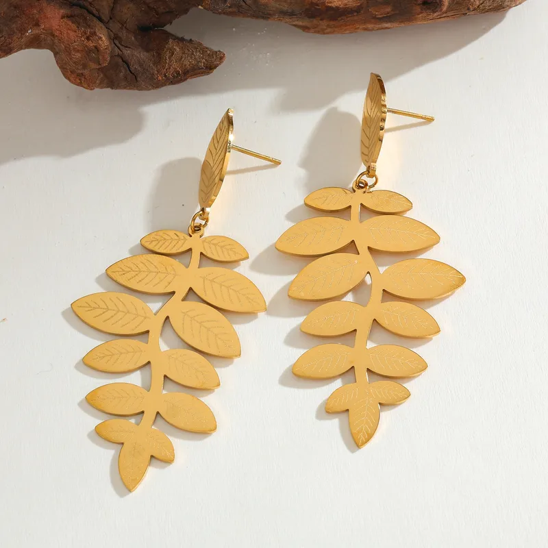 Wholesale 304 Stainless Steel Leaves PVD Coated Stone-Free Casual Elegant Romantic Plating Gold Ear Studs