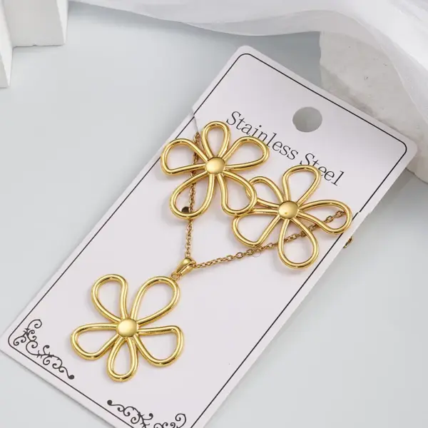 Wholesale 304 Stainless Steel Shell Flower Necklace Earring Set Elegant Casual Modern Style Jewelry Set For Holiday And Daily Wear