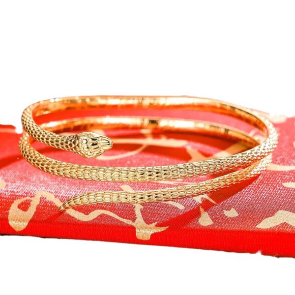 Wholesale Year of the Snake Corundum Bracelet Ancient Fa Ling Snake Bracelet Zodiac Bracelet Light Luxury High Sense Design Sense Live