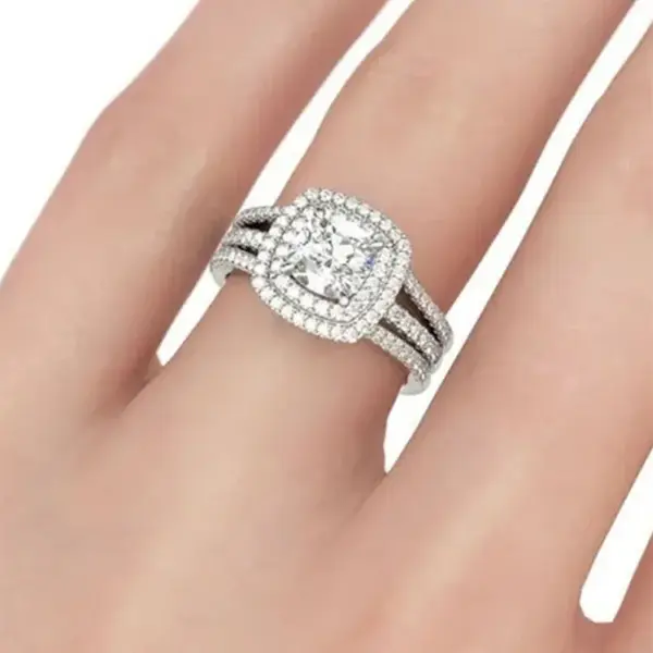 Wholesale Geometric Claw Setting Ring For Women In Copper With White K Water Plating And Zircon Inlay