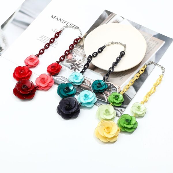 Wholesale Handmade acrylic flower necklace, bohemian style, dopamine-inspired color-blocked rose women's sweater chain