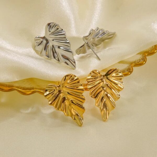 Wholesale Original Personality 304 Stainless Steel Women Earrings Golden Irregular Oval Earrings Valentine's Day Gift Jewelry