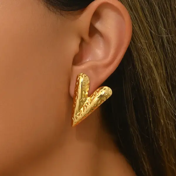Wholesale 1 Pair Simple Style Classic Style Heart Shape 304 Stainless Steel Imitation Gold Electroplating Ear Studs