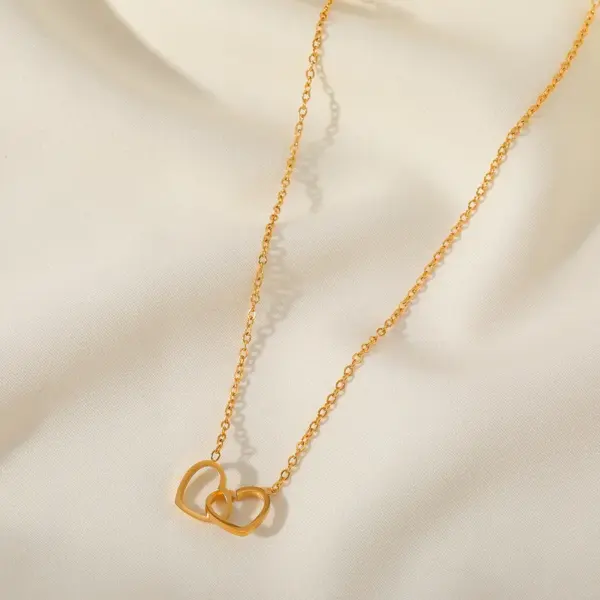 Wholesale PVD Coated 18K Gold Plated Heart 304 Stainless Steel Simple Style Waterproof Non Tarnish 304 Stainless Steel Necklace