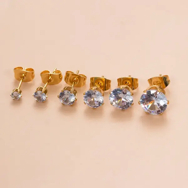 Wholesale 1 Piece Ear Cartilage Rings & Studs Simple Style Classic Style Geometric Round 316L Stainless Steel Waterproof Non Tarnish Surgical Steel Zircon