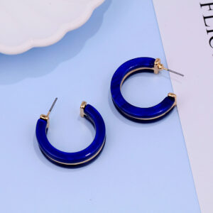 Wholesale Pair of Women Fashion Hoop Earrings Vintage Bohemian C- shaped Earrings for Party Vacation Valentine's Day