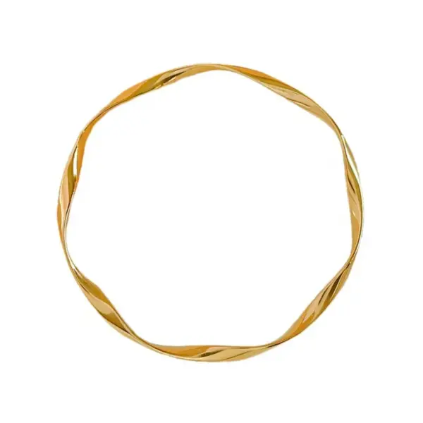 Wholesale Non-Tarnishing Titanium Steel Mobius Ring Bracelet For Women Irregular Simple Design Luxurious Style Hand Jewelry