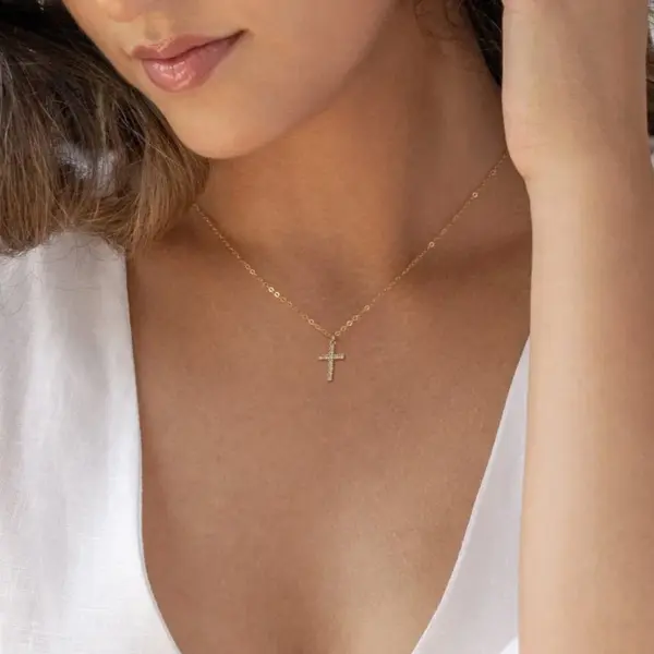 Wholesale PVD Coated 18K Gold Plated Cross 304 Stainless Steel Copper Elegant Streetwear Waterproof Non Tarnish 304 Stainless Steel Pendant Necklace