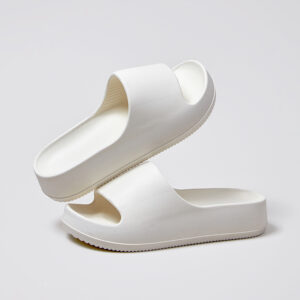 36/37 / Creamy-white