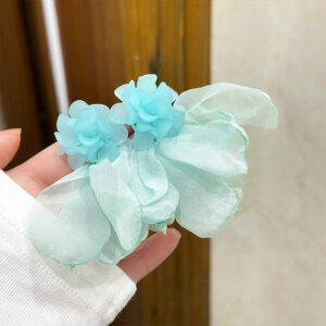 Hydrangea flower mesh earrings