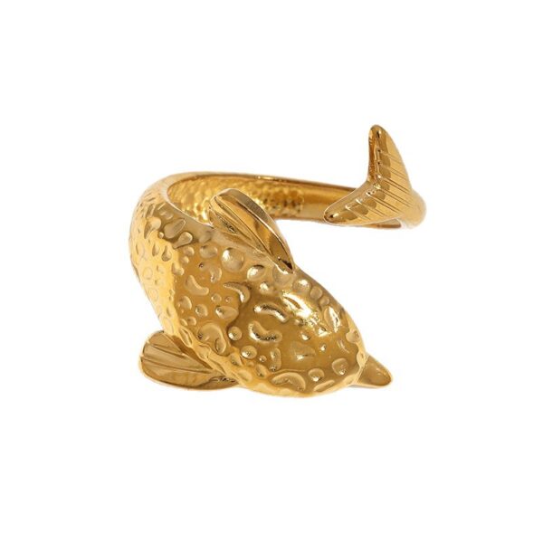Wholesale Cute stainless steel dolphin ring, gold-plated and colorfast, open titanium steel ring