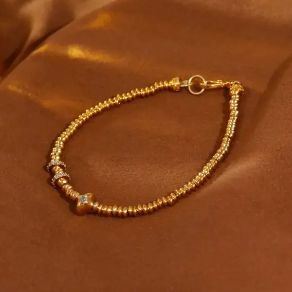 Wholesale Original Design Fashion Bracelet Niche Design High-End Feeling Hand Jewelry Copper Material Business Occasion Star And Zirconia