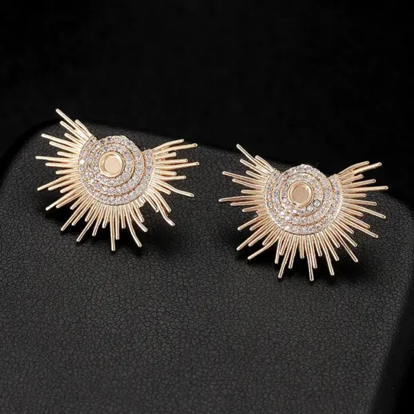 Wholesale Geometric Stud Earrings For Women With 925 Sterling Silver Posts, Copper Base, Electroplated Gold Plating, And Zircon Inlay