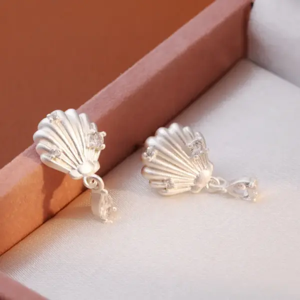 Wholesale 925 Silver Needle Shell Element Drop Earrings Luxury Minimalist Design Commute High-End Feelings Women's Geometric Pattern