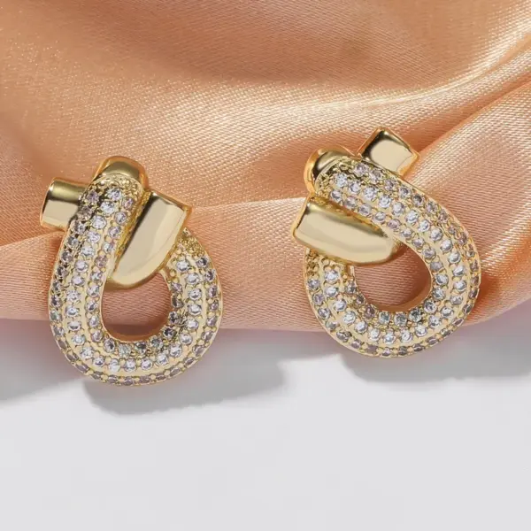 Wholesale 1 Pair Simple Style Geometric Plating Copper Earrings