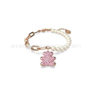 Pearl pink bear bracelet