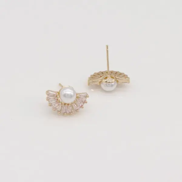 Wholesale Sector Stud Earrings For Women With 925 Sterling Silver Posts, Copper Base, 14K Real Gold Plated And Zircon Inlay