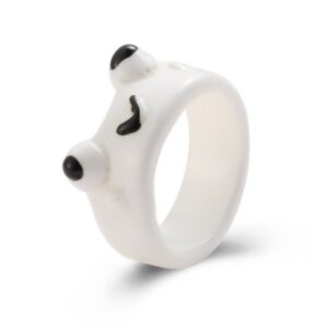 White ring (average size 13-14#) no gift box