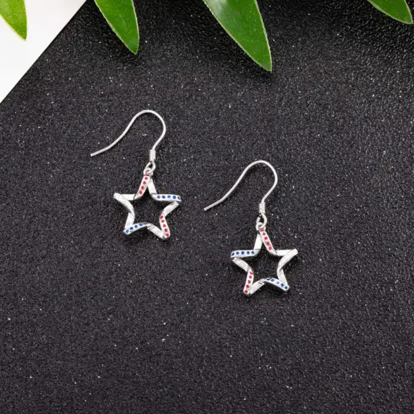 Wholesale Fashionable Simplistic Alloy Star Ear Hooks Geometric Pattern Independent Day Gifts For Girls Women Elegant Jewelry Earrings