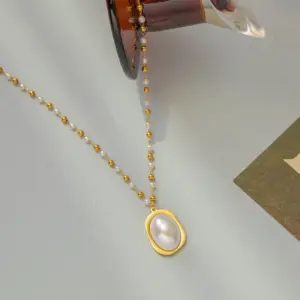 X01192-Oval Pearl-Necklace- Gold