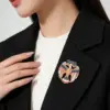 Wholesale Eagle Pin In Zinc Alloy With Diamond Craft, Flag Brooches For Independence Day