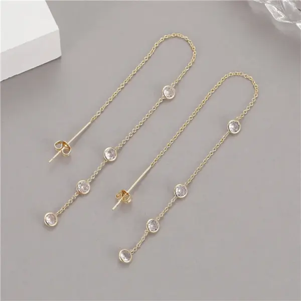 Wholesale Tassel Stud Earrings For Women In Copper With Zircon Inlay Featuring Elegant Tassel Craft