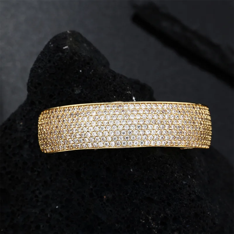 Wholesale Geometric Grillz In 304 Stainless Steel With Zircon Inlay, Waterproof Non Tarnish, PVD Coated Golden Plated With 0.01µm Thickness