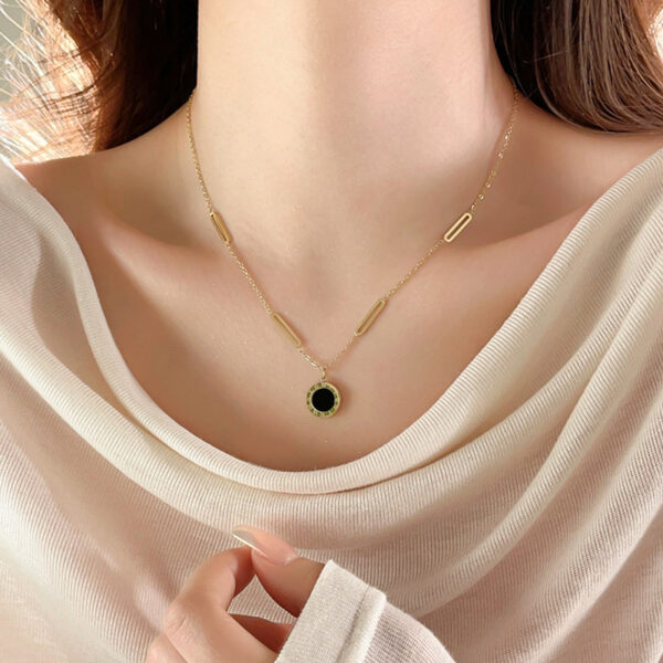 oly-44844c5e6e7359807a26311d5c89f764 Wholesale Small Brics Titanium Steel Necklace Women's Light Luxury Niche High-end Sense Woolen Chain Clavicle Chain Accessories No Fading