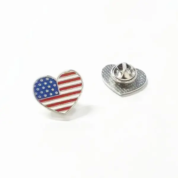 Wholesale Heart Shape Alloy Flag Brooches For Independence Day Festival Accessories