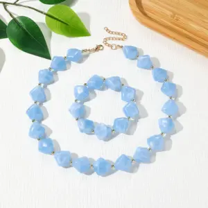 Sky Blue / Average Size