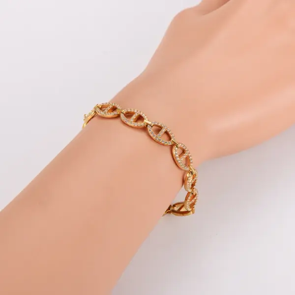 Wholesale AML Hot Sale Shiny Diamond Hollow Pig Nose 304 Stainless Steel 18K Gold Plated Couple Bracelet
